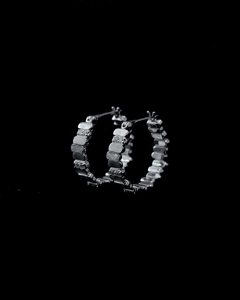 TSUZURE Hoop Earrings — 綴 —
