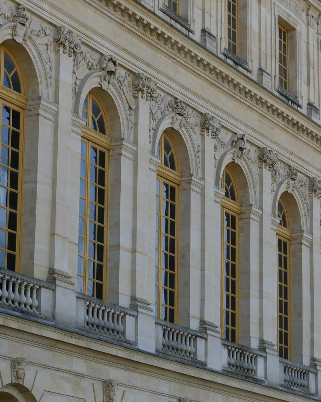ARCELF’s First Pop-Up at Place des Vosges