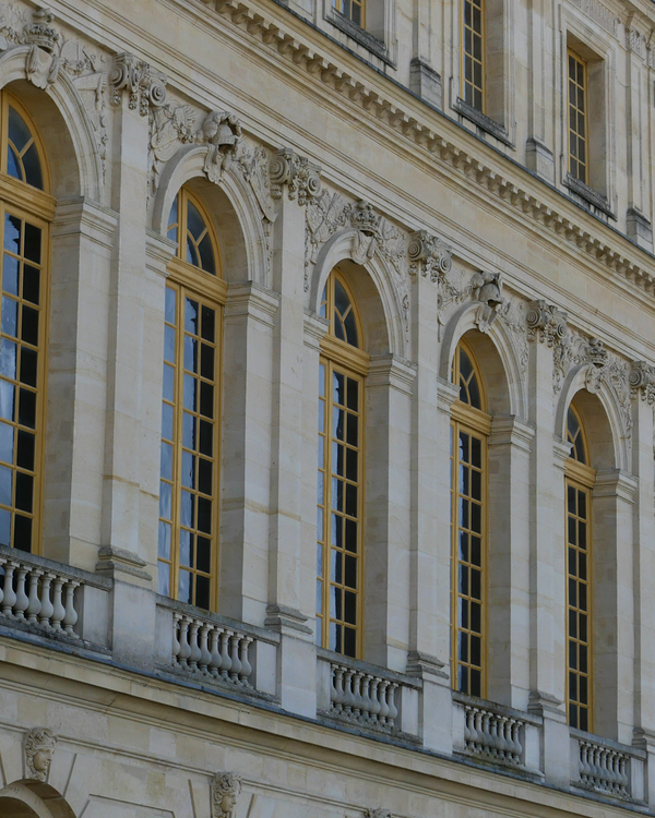 ARCELF’s First Pop-Up at Place des Vosges