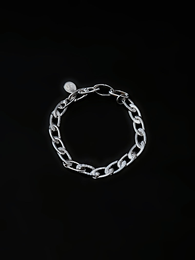 TSUZURE Shuttle Bracelet — 綴 —